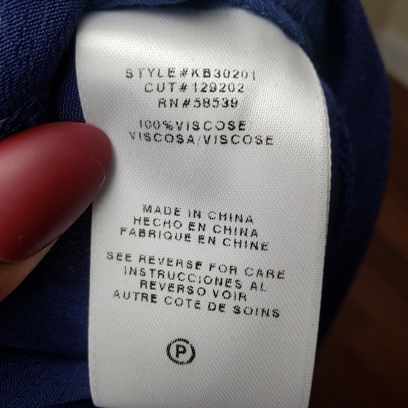 KUT FROM THE KLOTH Ruffled Navy Shorts - Picture 8 of 8